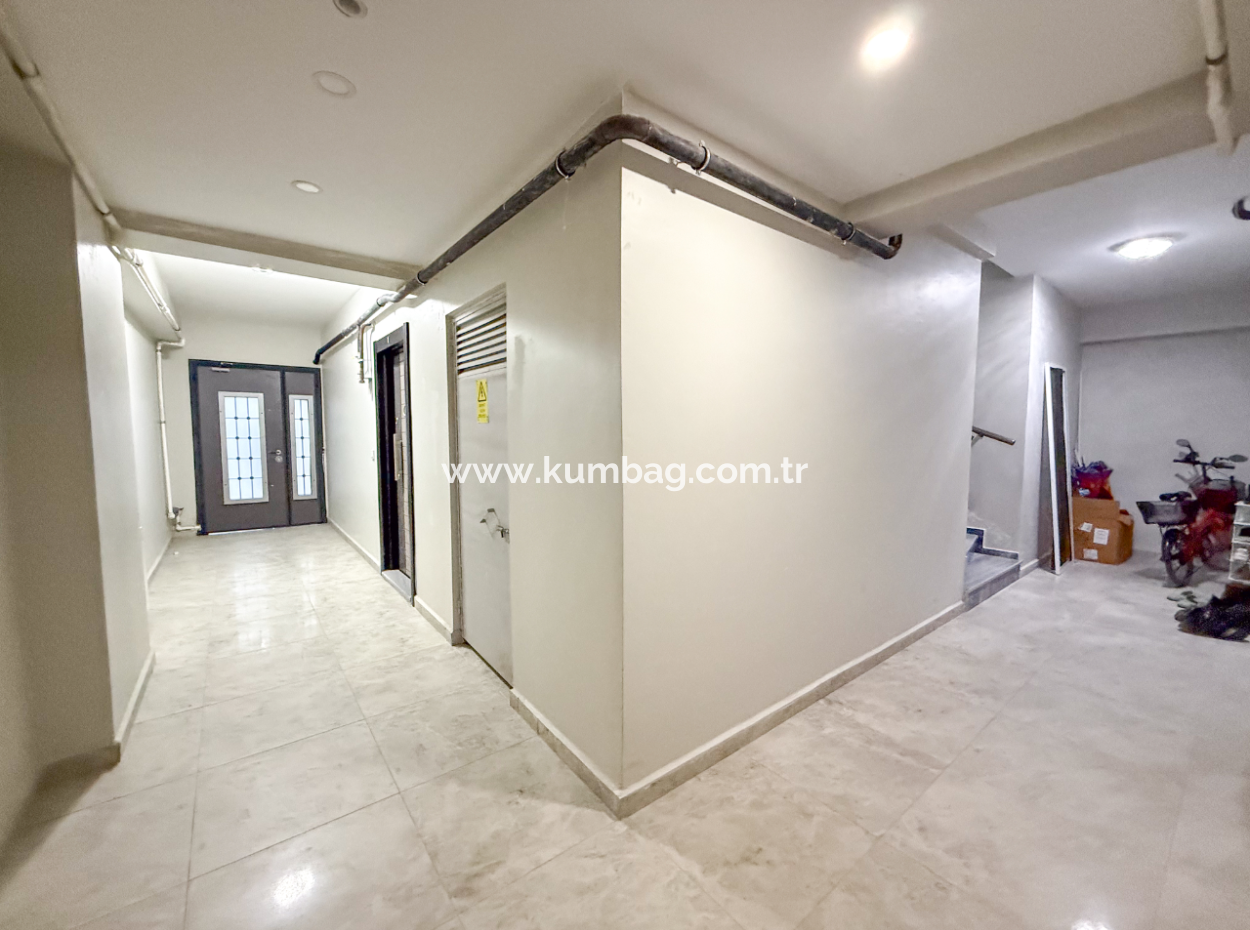 1 1 Apartment For Sale With Central Occupancy In Kumbağ