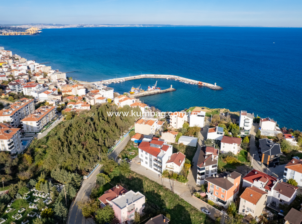 185 M2 Zoned Land For Sale In A Decent Location Ready For Construction In Kumbağ