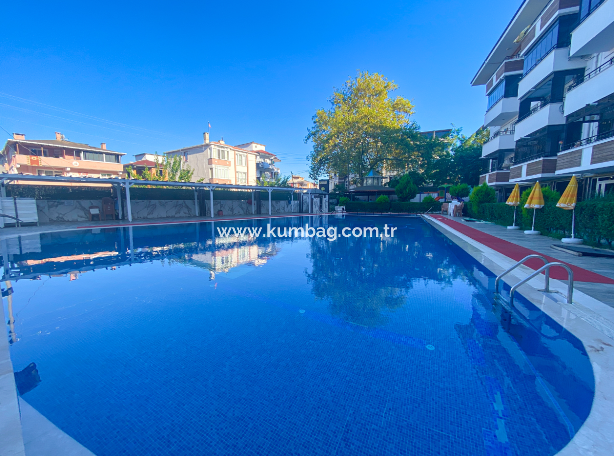 1 1 Flat For Sale With Occupancy In A Centrally Located Site With Pool In Kumbağ