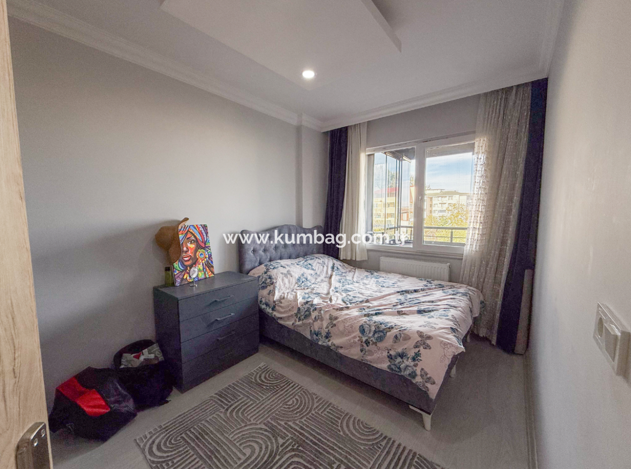 1 1 Flat For Sale With Occupancy In A Centrally Located Site With Pool In Kumbağ