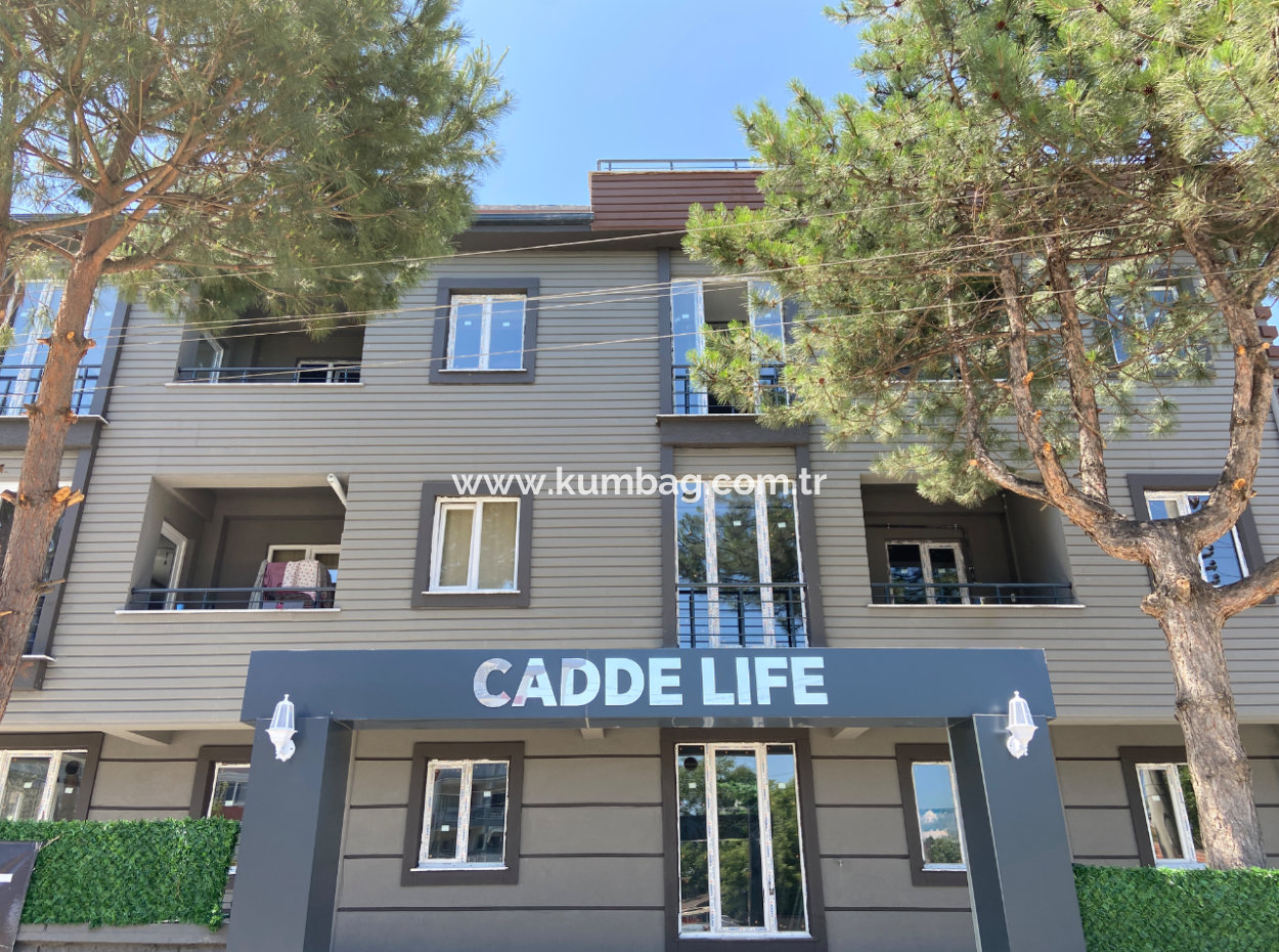 Large And Spacious 2 1 Flat For Sale On The Main Street In Kumbağ
