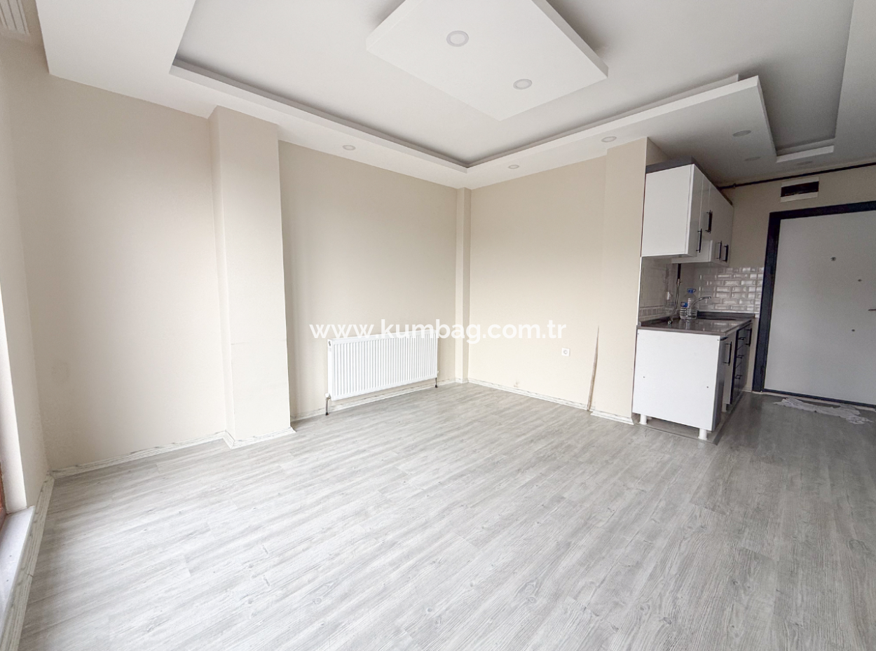 1 1 Flat For Rent In Kumbağ Pazar Street New Building With Elevator