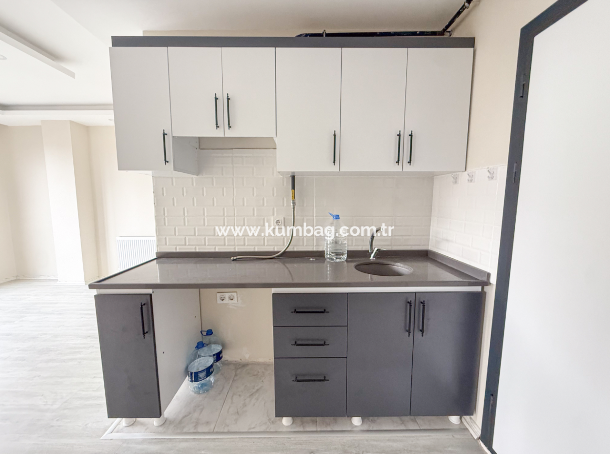 1 1 Flat For Rent In Kumbağ Pazar Street New Building With Elevator
