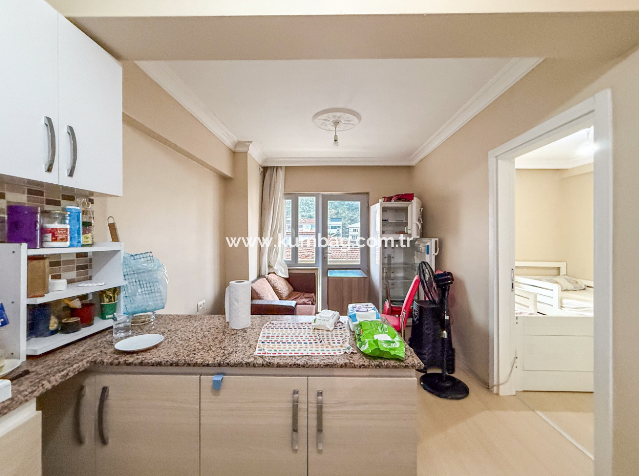 3 1 Duplex For Sale With Terrace And Double Balcony In The Center Of Kumbağ