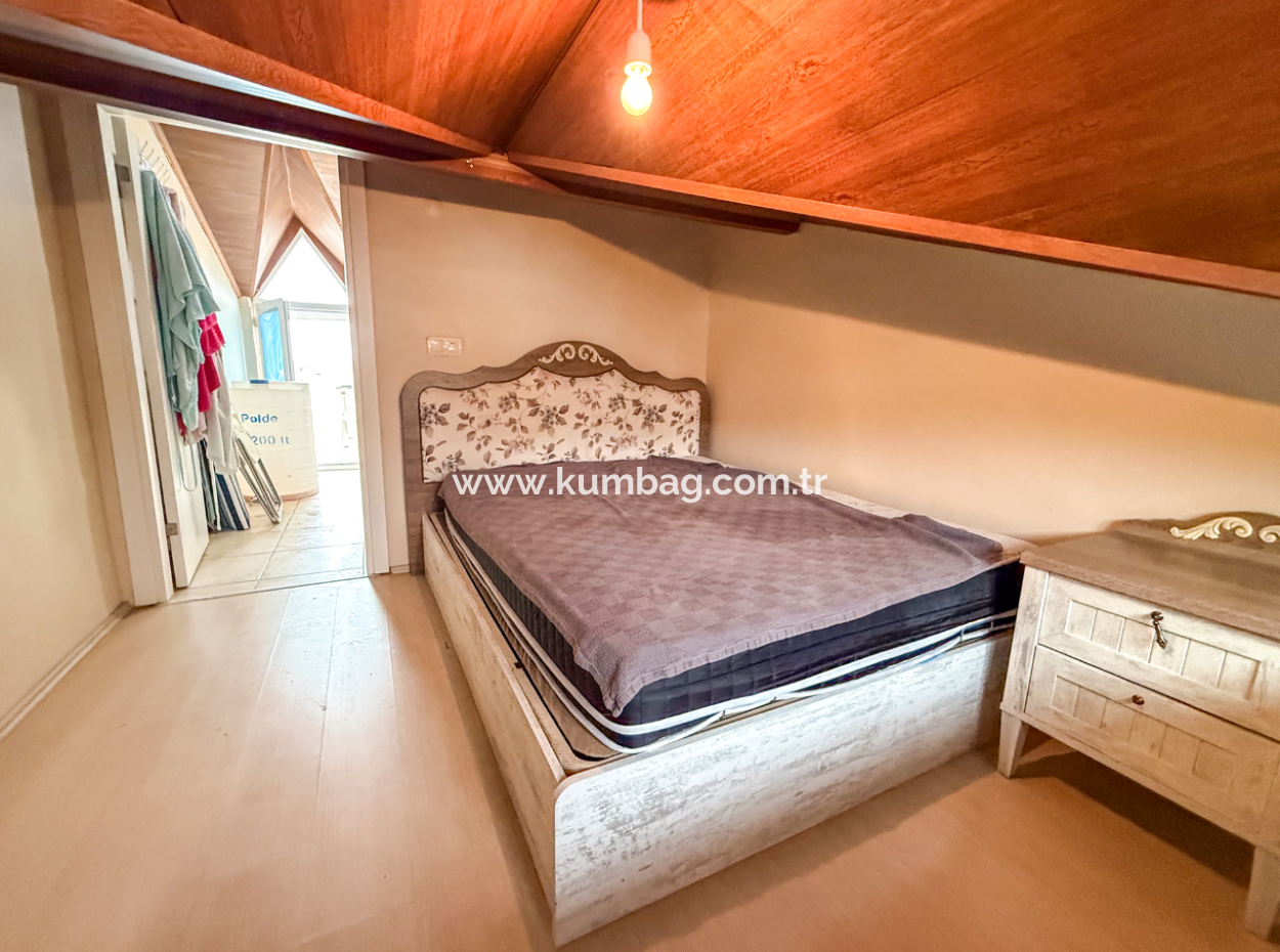 3 1 Duplex For Sale With Terrace And Double Balcony In The Center Of Kumbağ