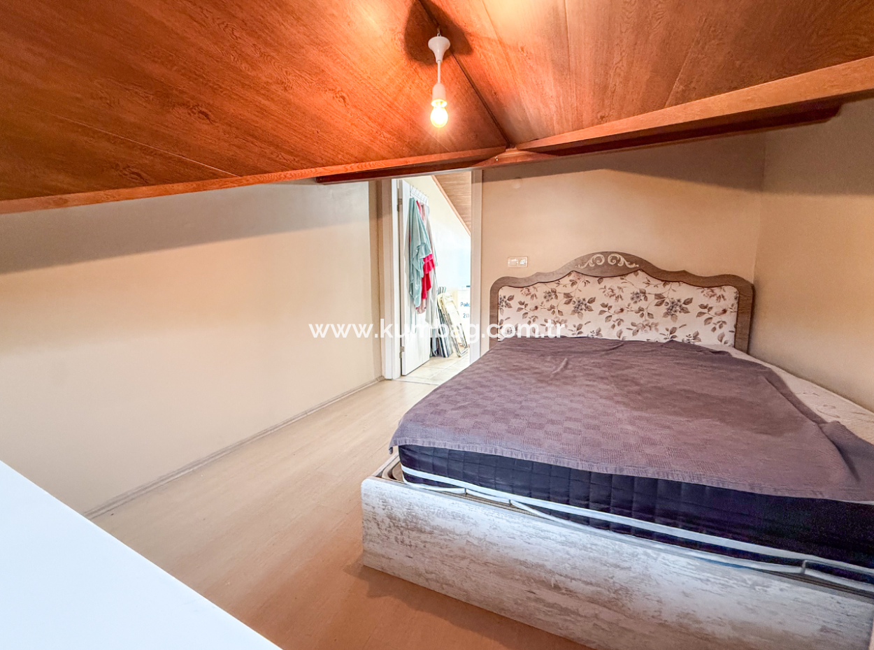 3 1 Duplex For Sale With Terrace And Double Balcony In The Center Of Kumbağ