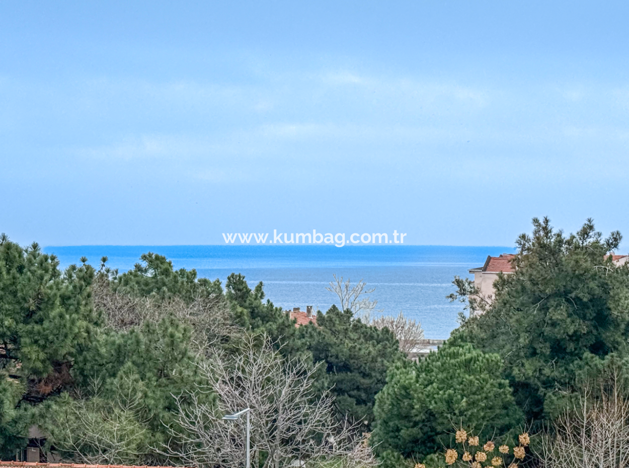 3 1 Duplex For Sale With Terrace And Double Balcony In The Center Of Kumbağ