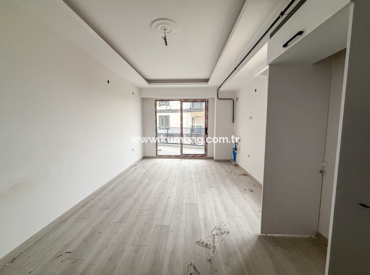 2 1 Flats For Sale In Kumbağ Luxury Pool Yonca Evleri Complex