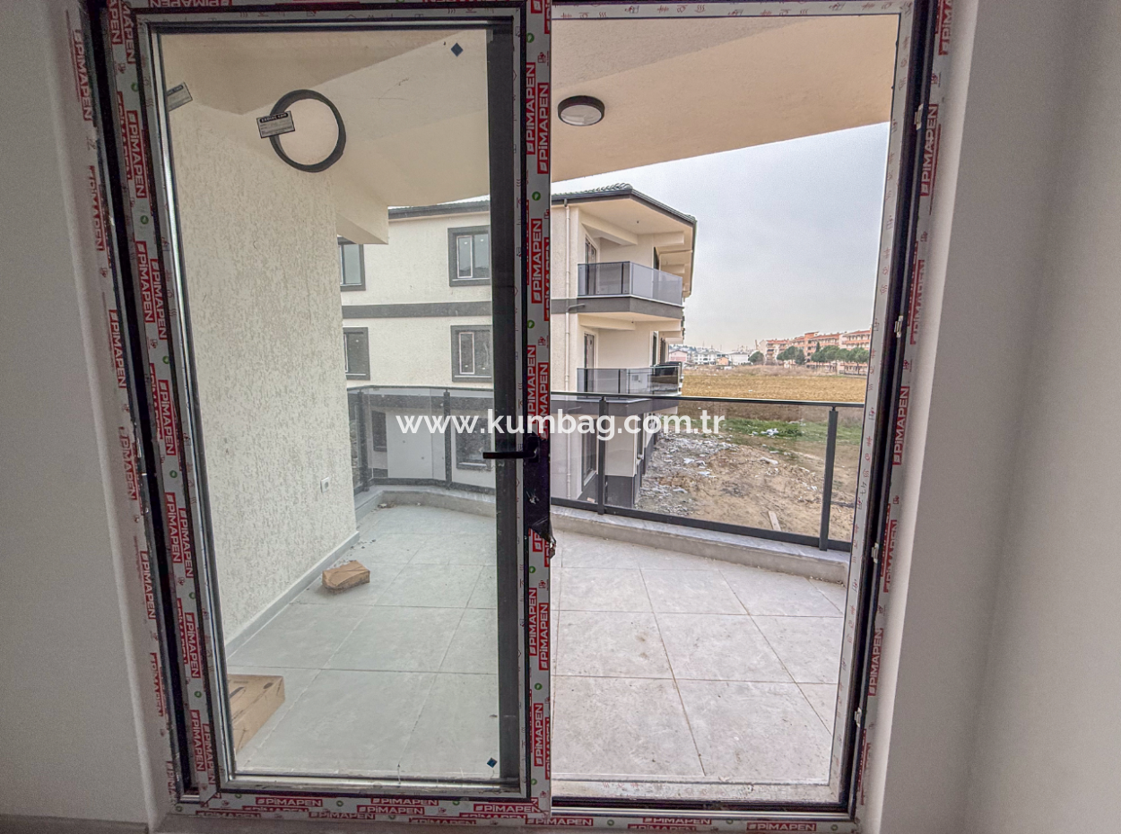 2 1 Flats For Sale In Kumbağ Luxury Pool Yonca Evleri Complex