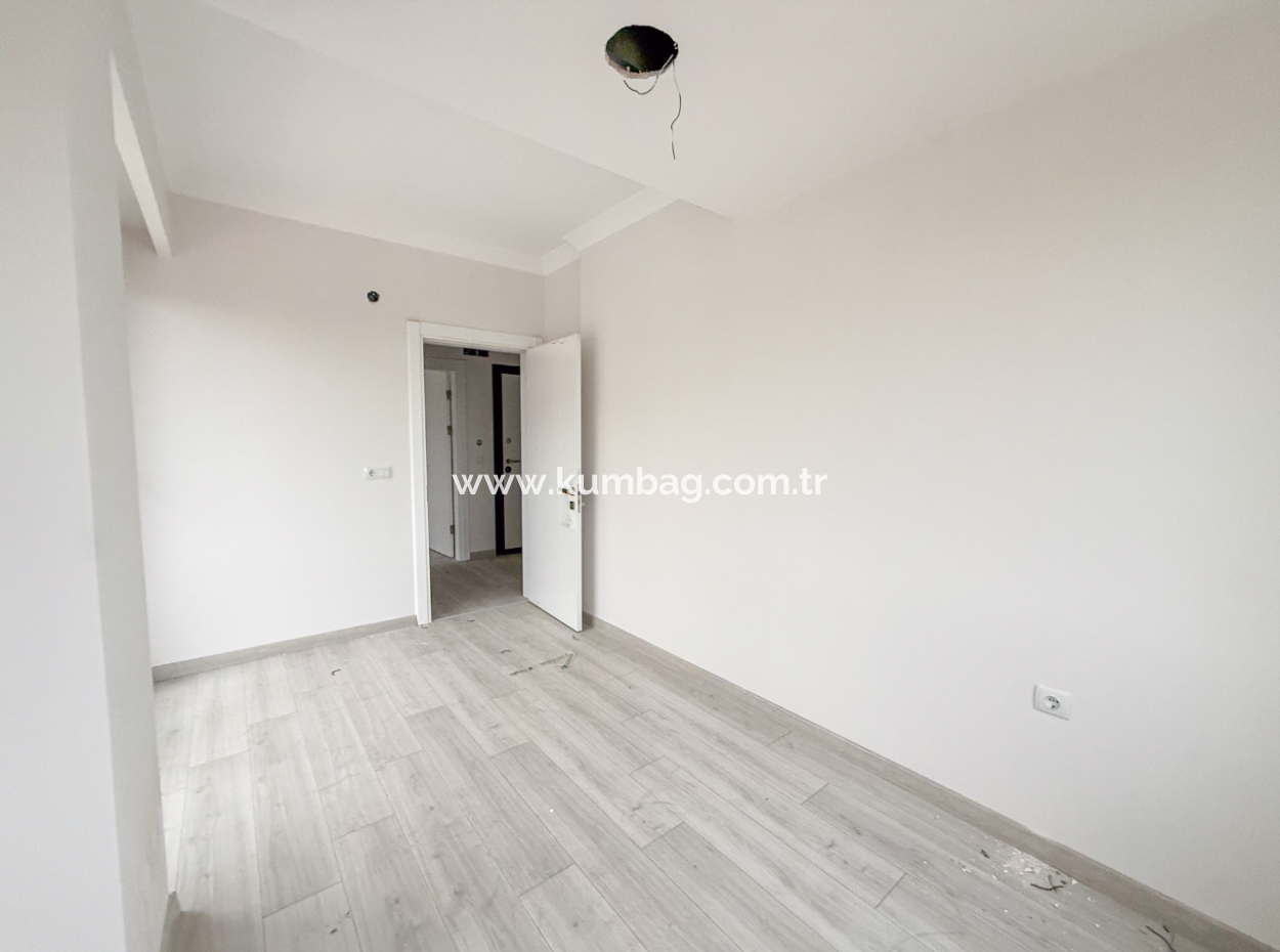 2 1 Flats For Sale In Kumbağ Luxury Pool Yonca Evleri Complex