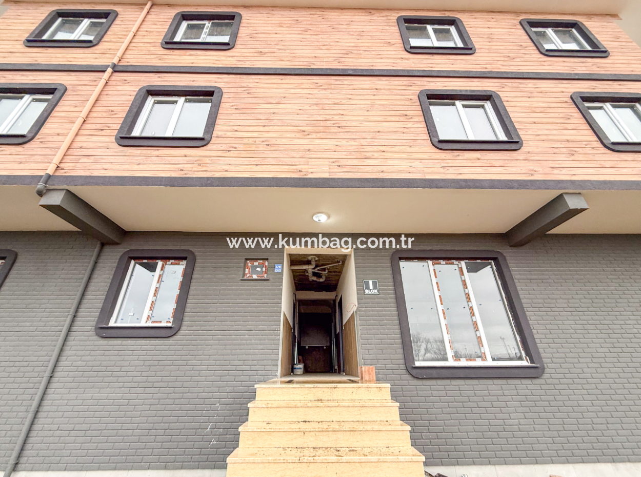 2 1 Flats For Sale In Ova Kent 2 Complex With Luxury Pool In Kumbağ