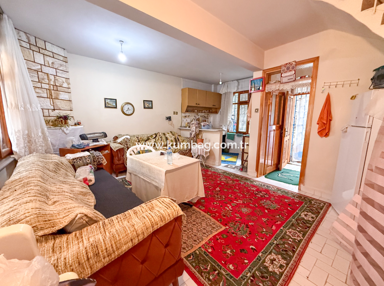 7 1 Triplex Villa For Sale With Large Garden In The Center Of Kumbağ