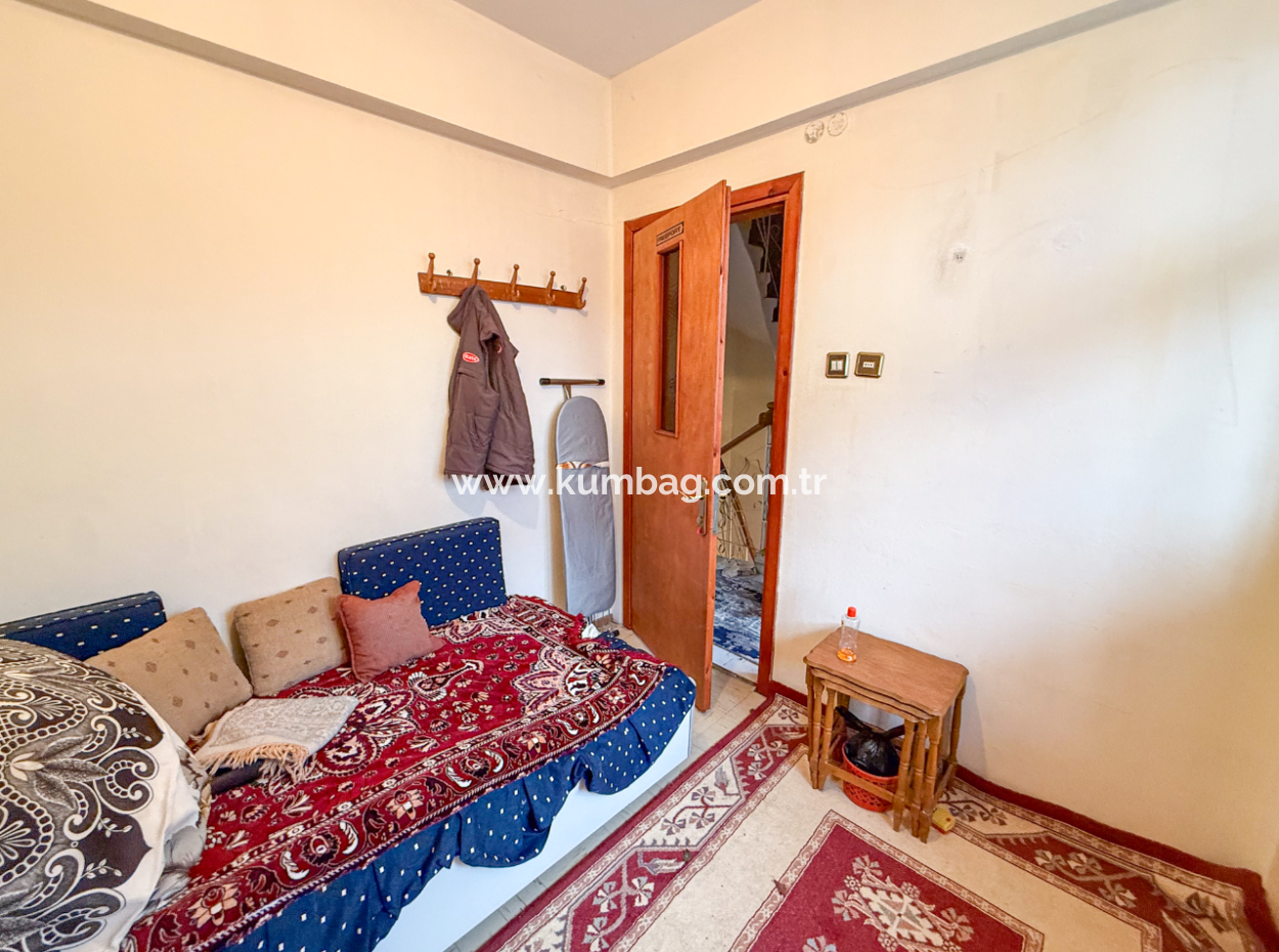 7 1 Triplex Villa For Sale With Large Garden In The Center Of Kumbağ