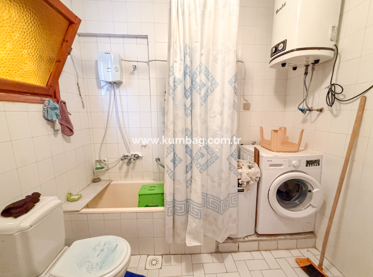 7 1 Triplex Villa For Sale With Large Garden In The Center Of Kumbağ