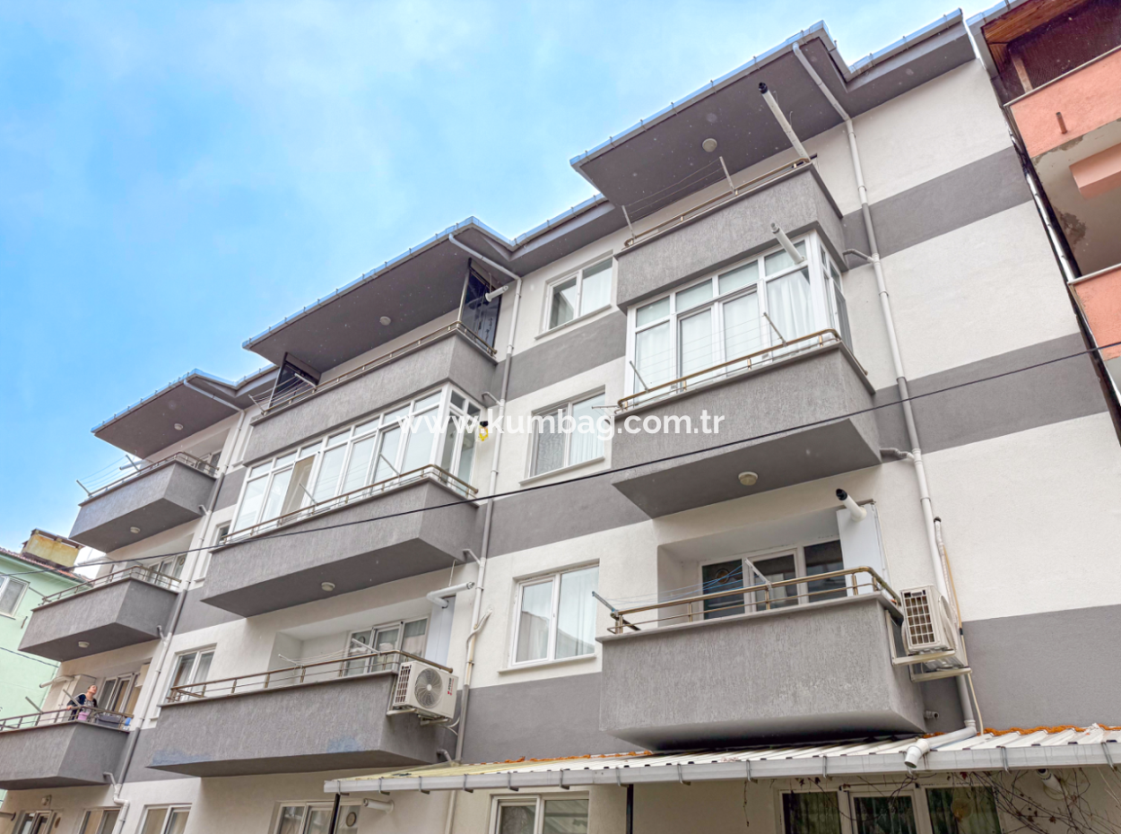 Spacious 2 1 Flat For Sale With Settlement Close To Kumbağ Market Street