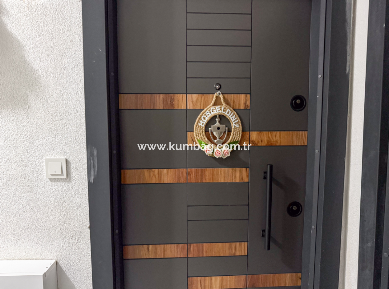 Spacious 2 1 Flat For Sale With Settlement Close To Kumbağ Market Street