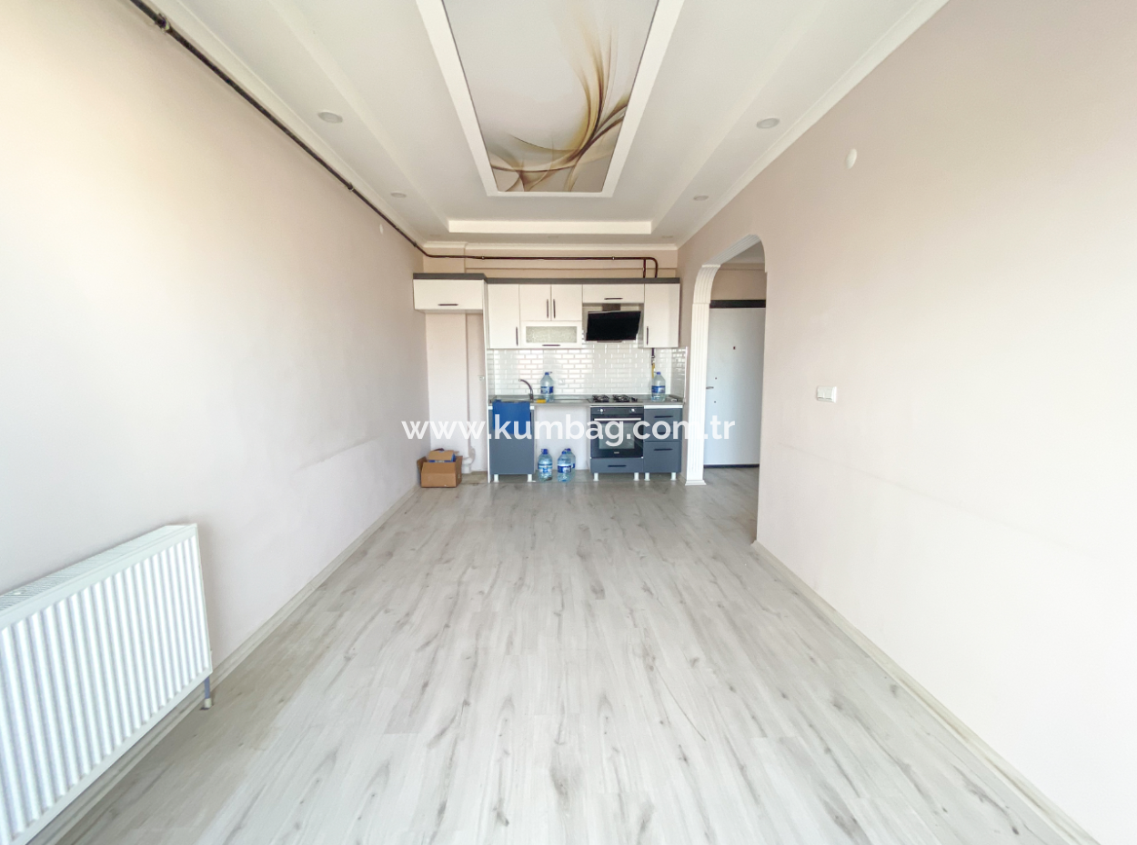 1 1 Flat For Rent In A Site Zero To The Main Street In Kumbağ