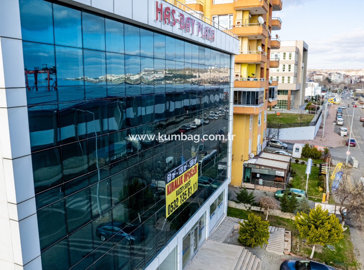 100.Year Sub-Road Street Sea View Complete Rental Plaza