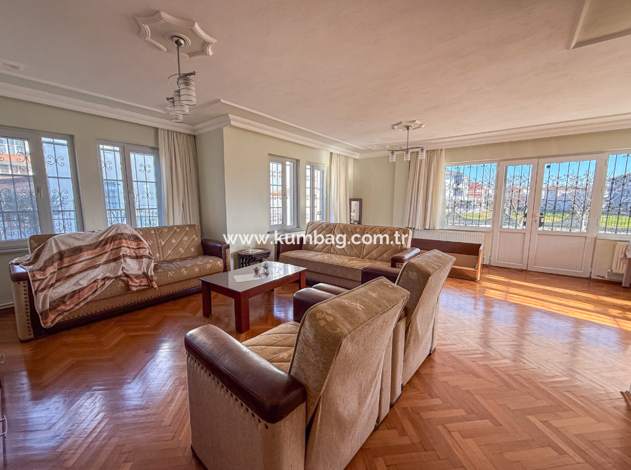 Trplex 7 1 Villa For Sale In 740 M2 Land In Kumbağ