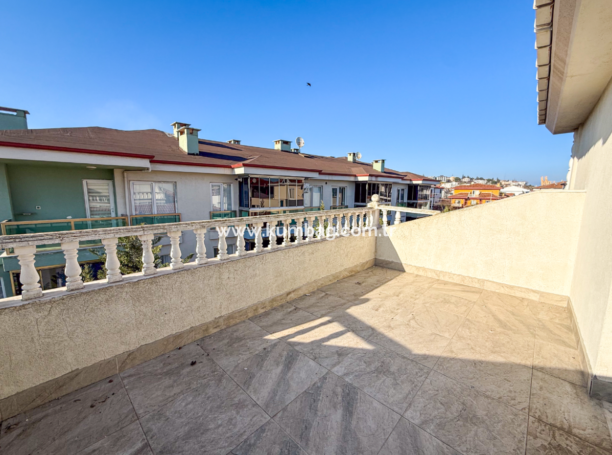 Trplex 7 1 Villa For Sale In 740 M2 Land In Kumbağ