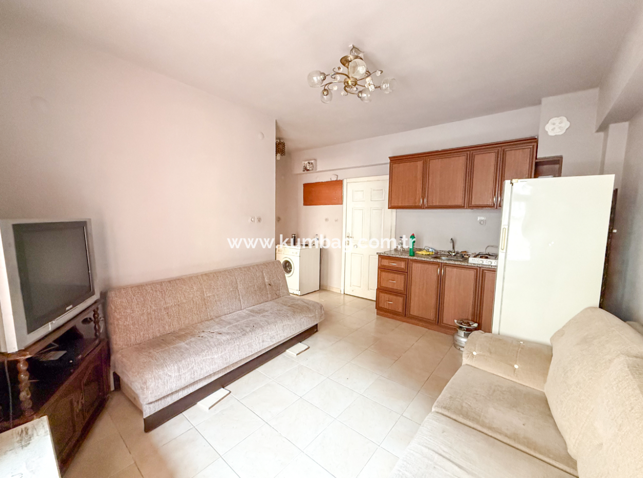 1 1 Flat For Sale With Large Balcony In Central Location In Kumbağ