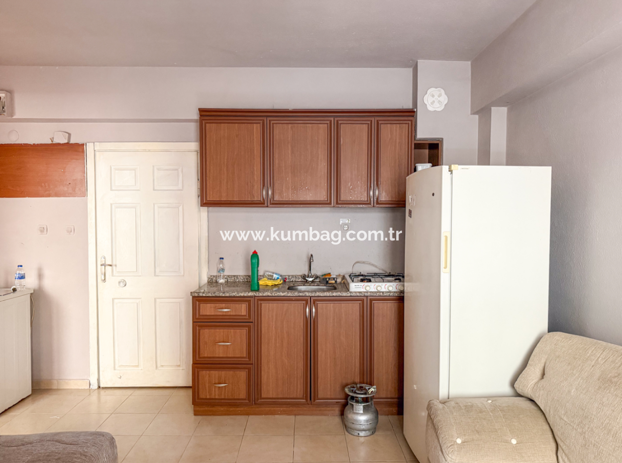 1 1 Flat For Sale With Large Balcony In Central Location In Kumbağ