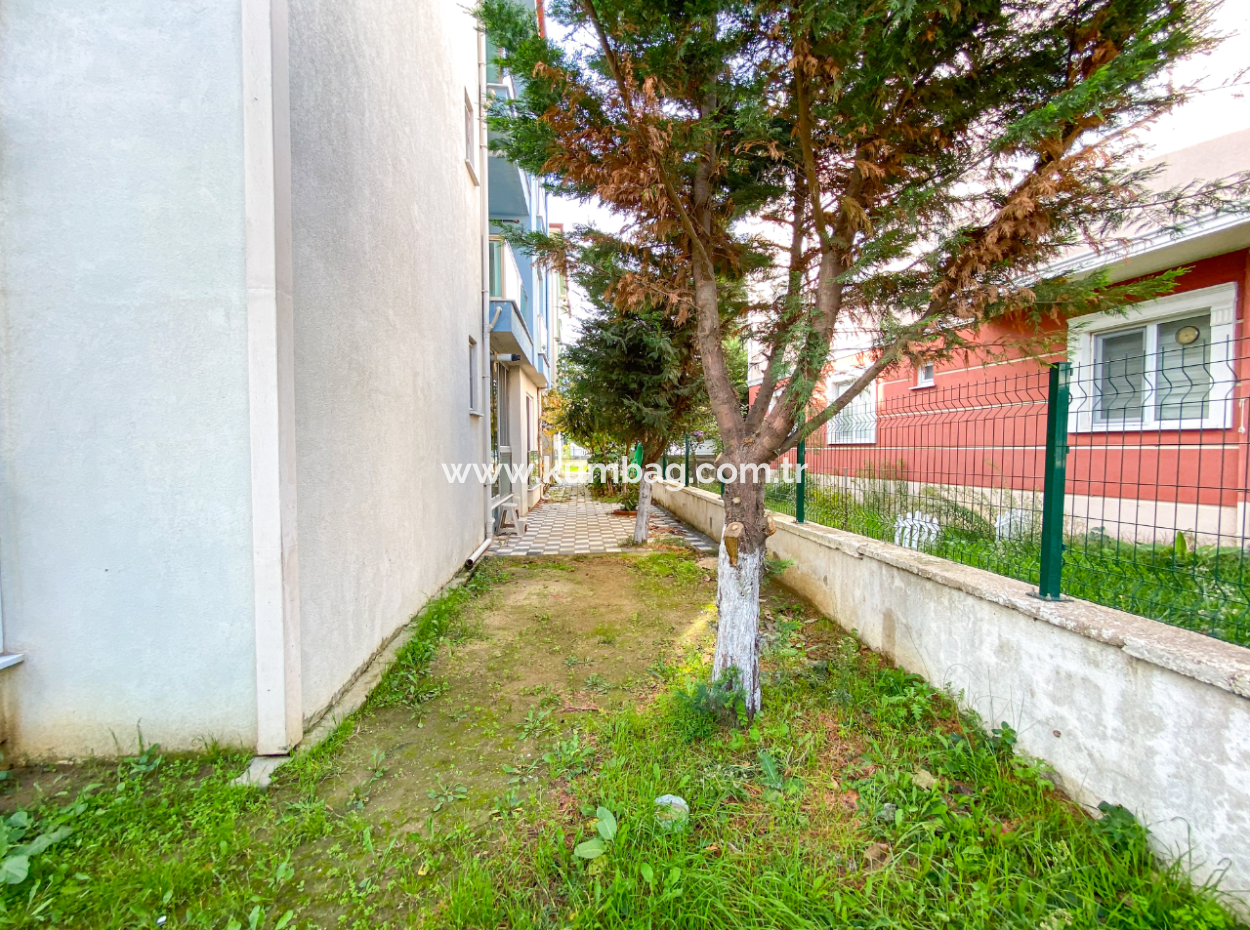 Furnished 1 1 Flat On The Sea Side Of The Street In Kumbağ