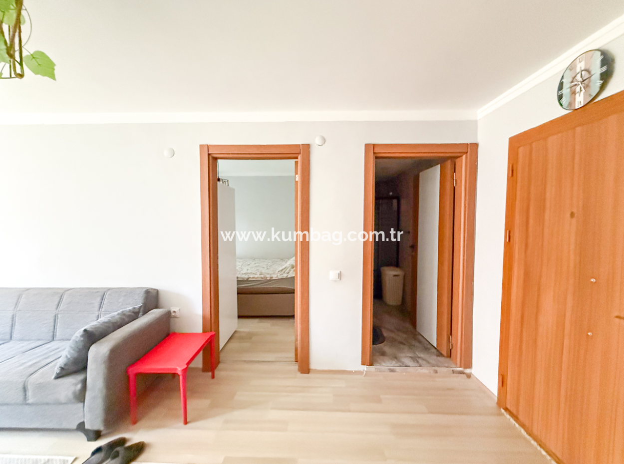 Furnished 1 1 Flat On The Sea Side Of The Street In Kumbağ