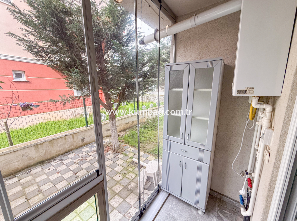 Furnished 1 1 Flat On The Sea Side Of The Street In Kumbağ