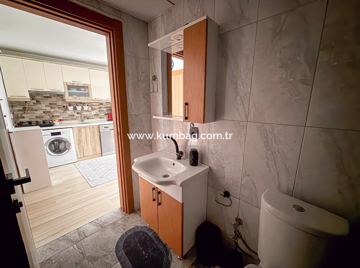 Furnished 1 1 Flat On The Sea Side Of The Street In Kumbağ