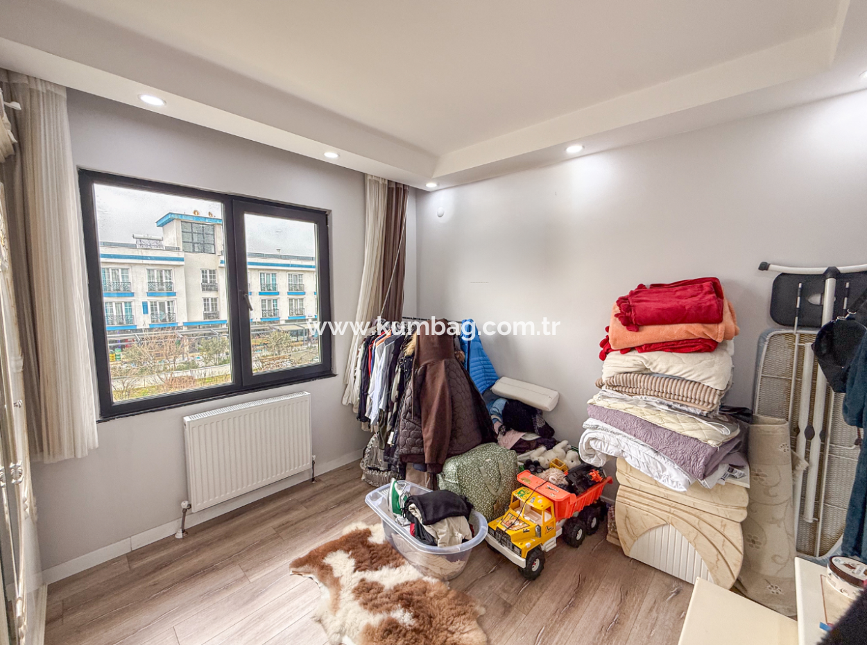 2 1 Flat For Sale In A Seafront Site In Kumbağ