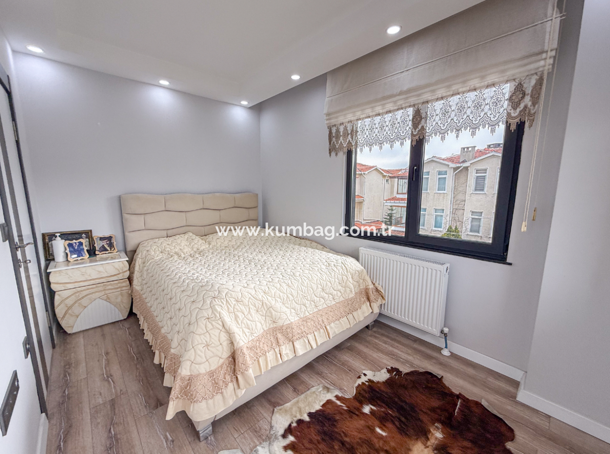 2 1 Flat For Sale In A Seafront Site In Kumbağ