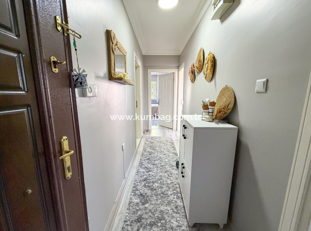 2 1 Flats For Sale In A Centrally Located Site With Pool In Kumbağ