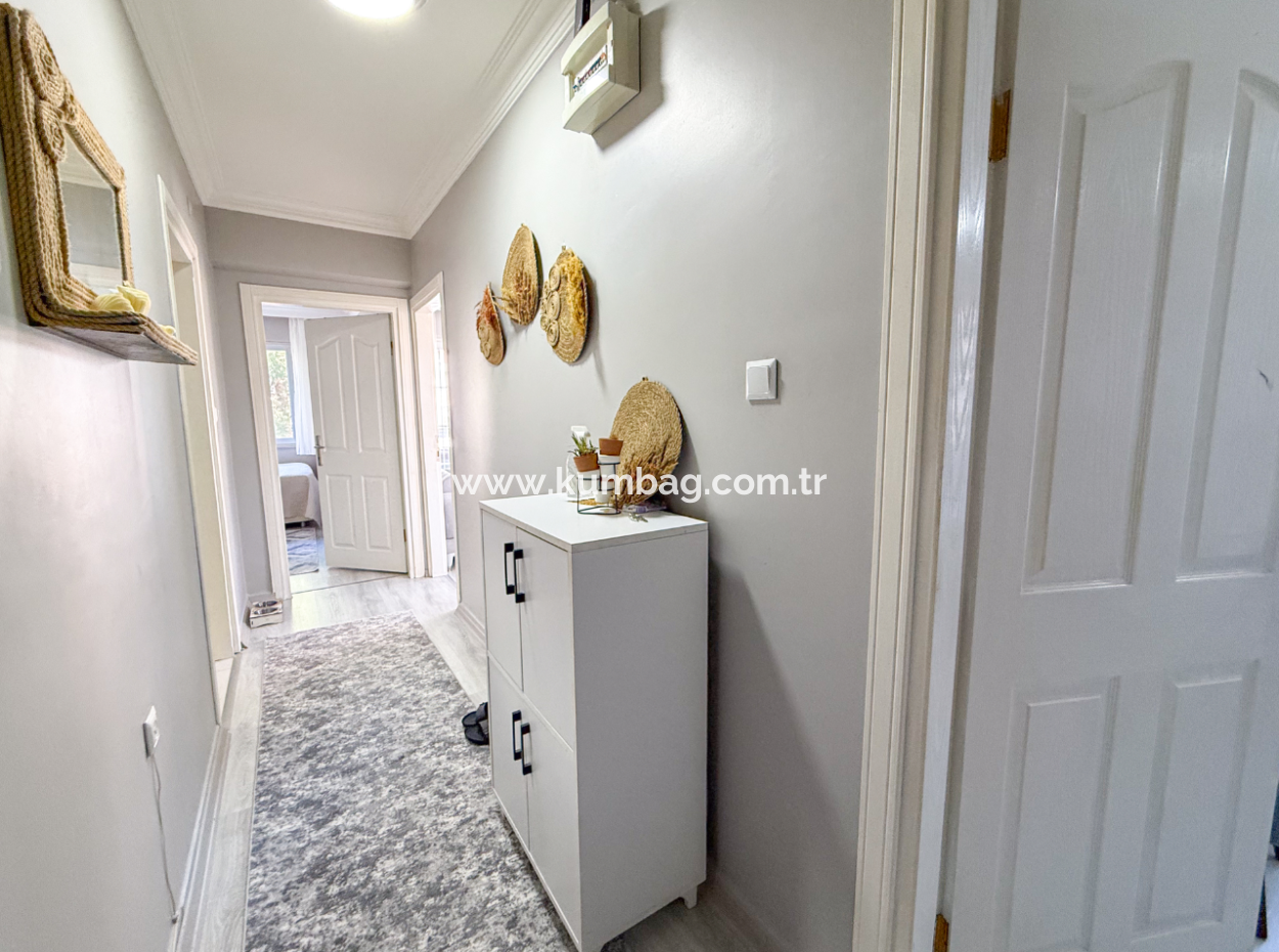 2 1 Flats For Sale In A Centrally Located Site With Pool In Kumbağ