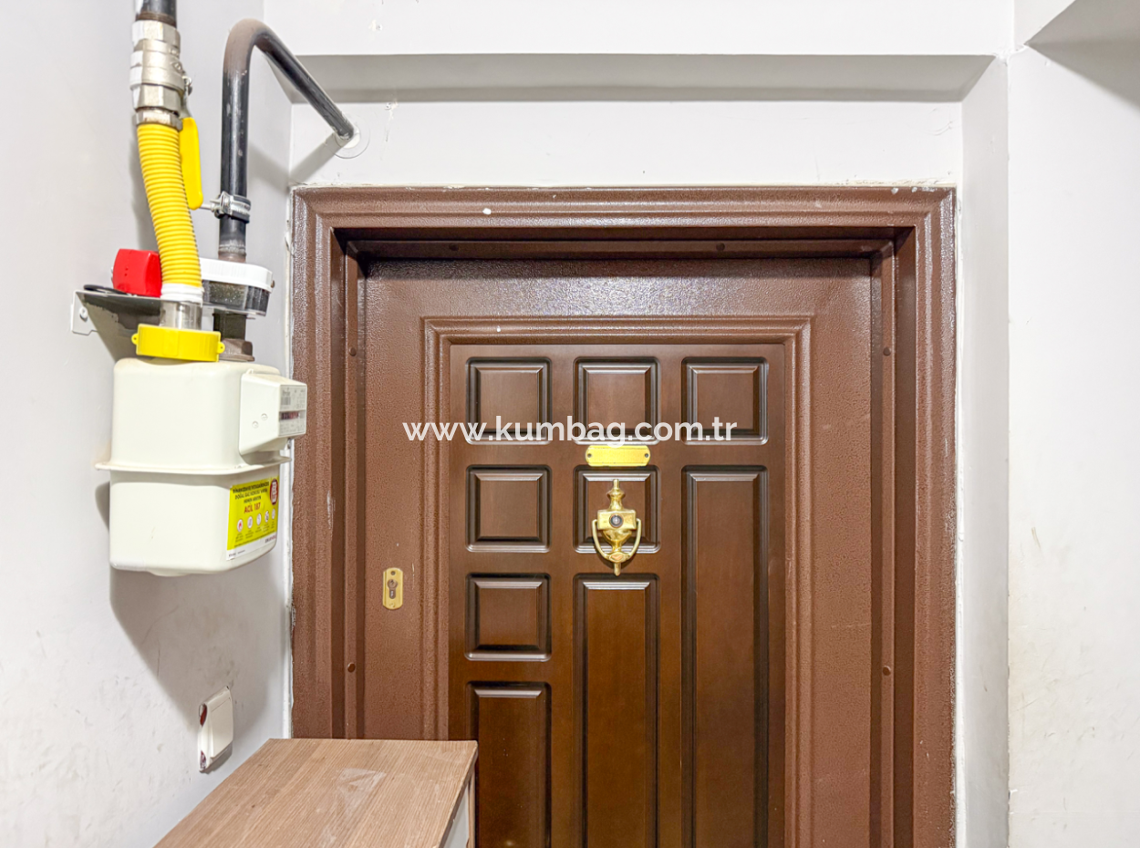 2 1 Flats For Sale In A Centrally Located Site With Pool In Kumbağ