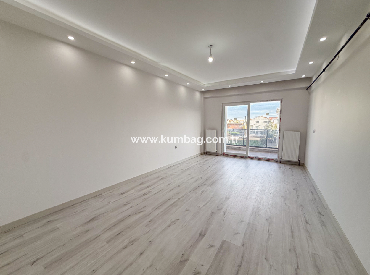 2 1 Luxury Flat For Rent With Separate Kitchen In A Complex With Pool