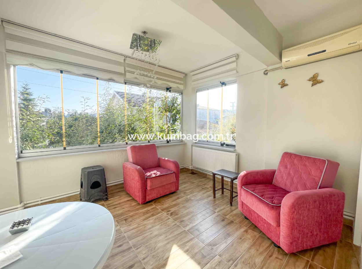 Spacious 2 1 Furnished Flat For Rent On The Sea Side Of Kumbağ Street