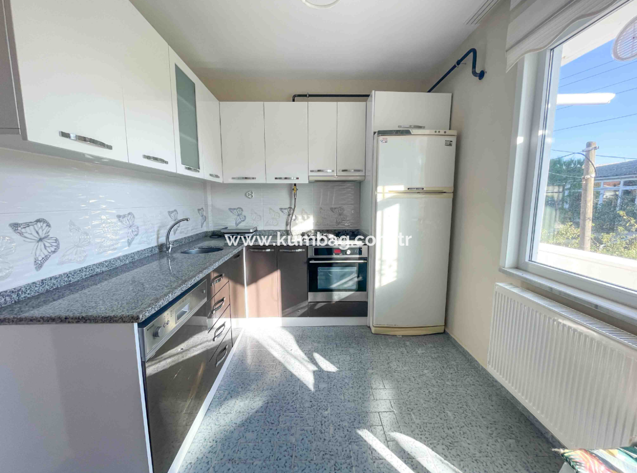Spacious 2 1 Furnished Flat For Rent On The Sea Side Of Kumbağ Street
