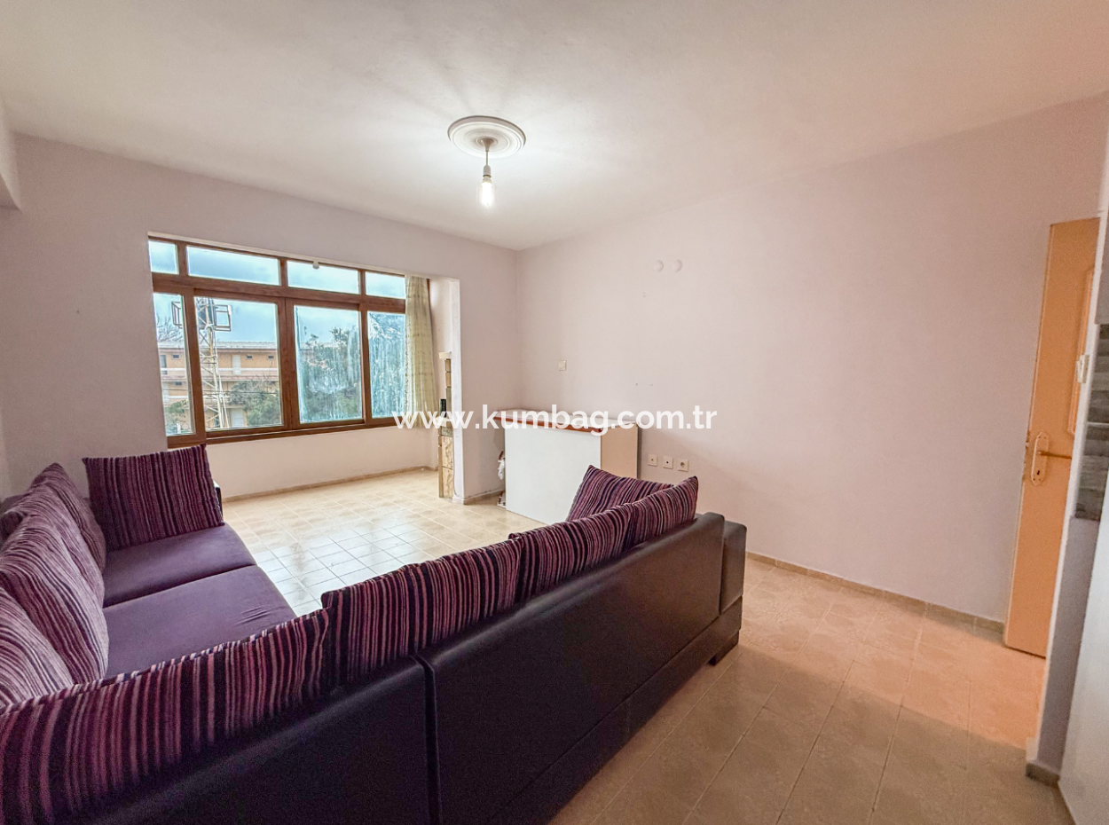 1 1 Flat For Rent With Garden Close To The Sea On Kumbağ Main Street