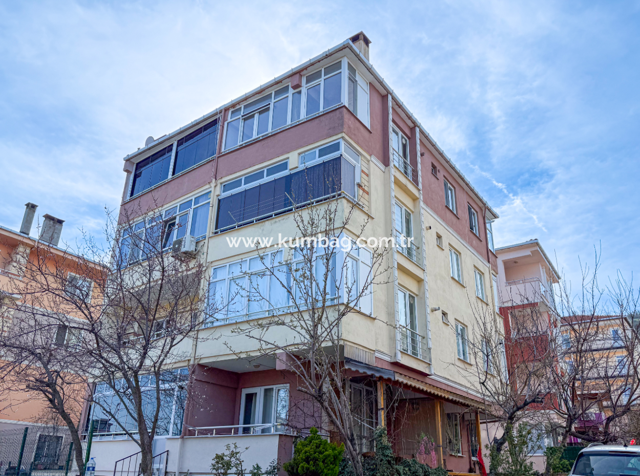 Spacious 2 1 Flat For Sale In A Residential Building On Kumbağ Market Street