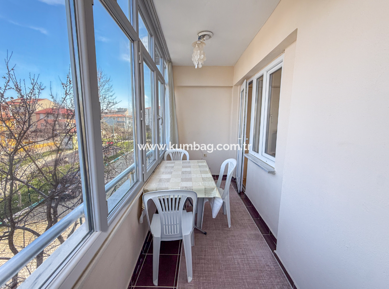 Spacious 2 1 Flat For Sale In A Residential Building On Kumbağ Market Street