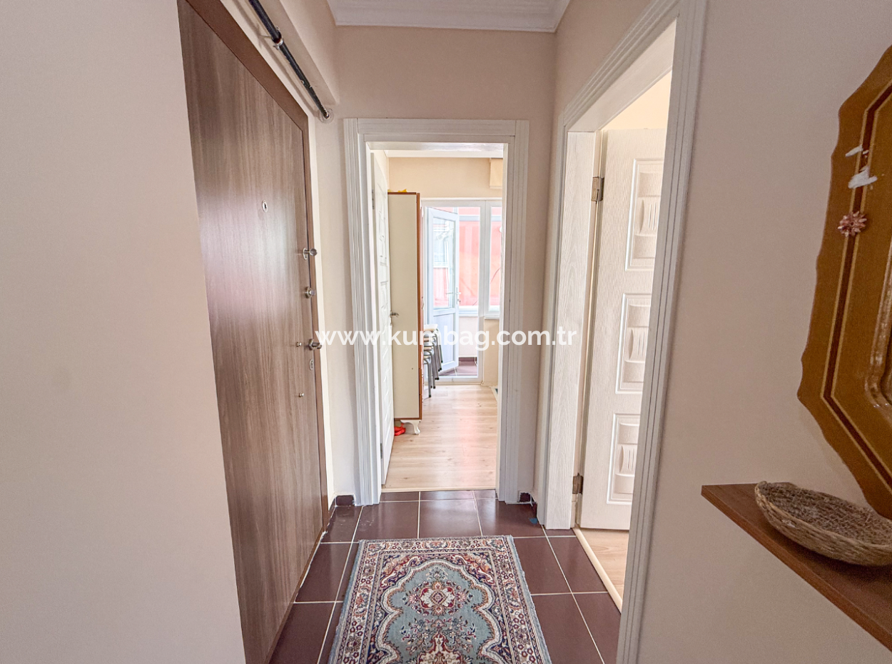 Spacious 2 1 Flat For Sale In A Residential Building On Kumbağ Market Street