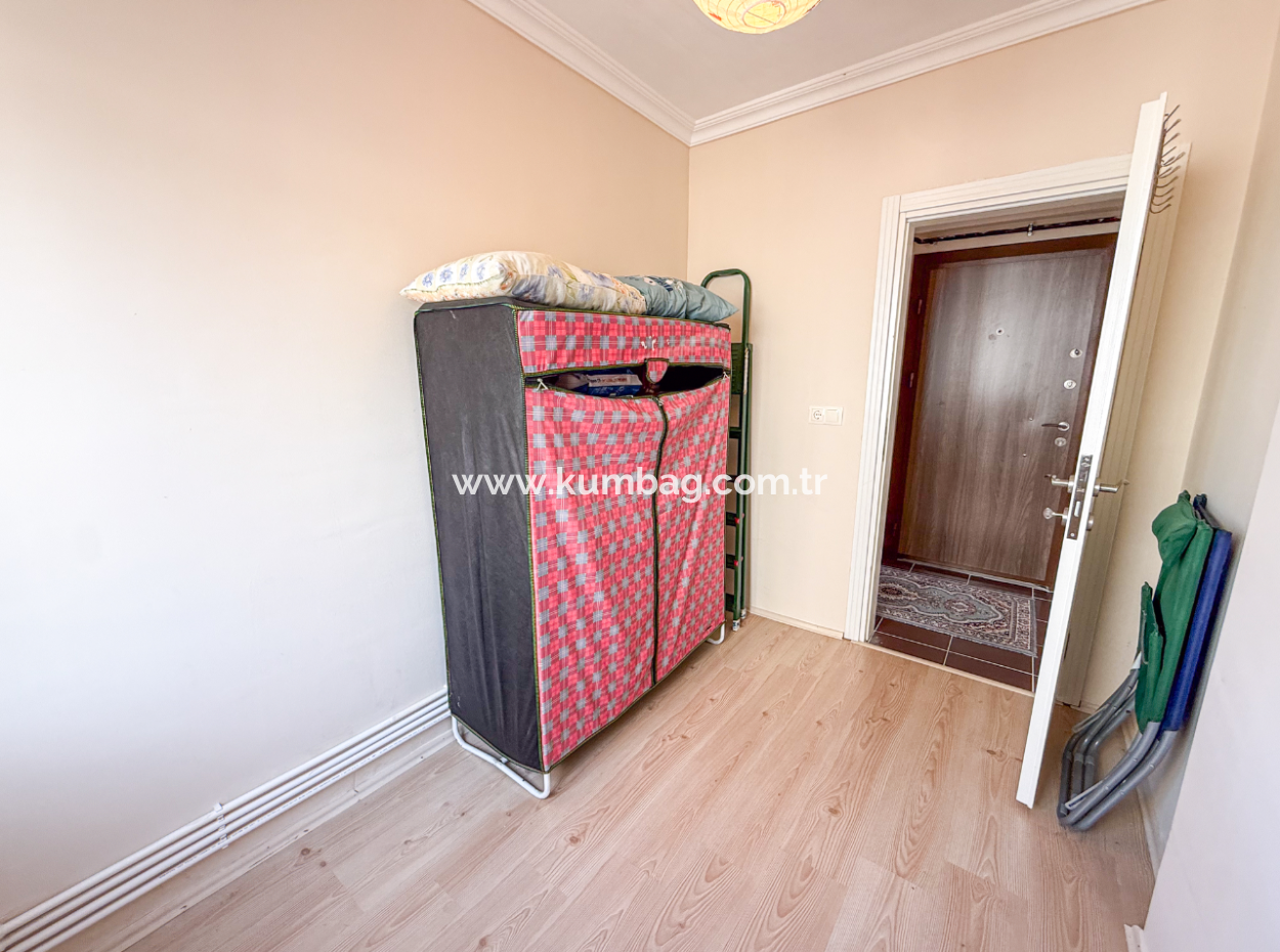 Spacious 2 1 Flat For Sale In A Residential Building On Kumbağ Market Street