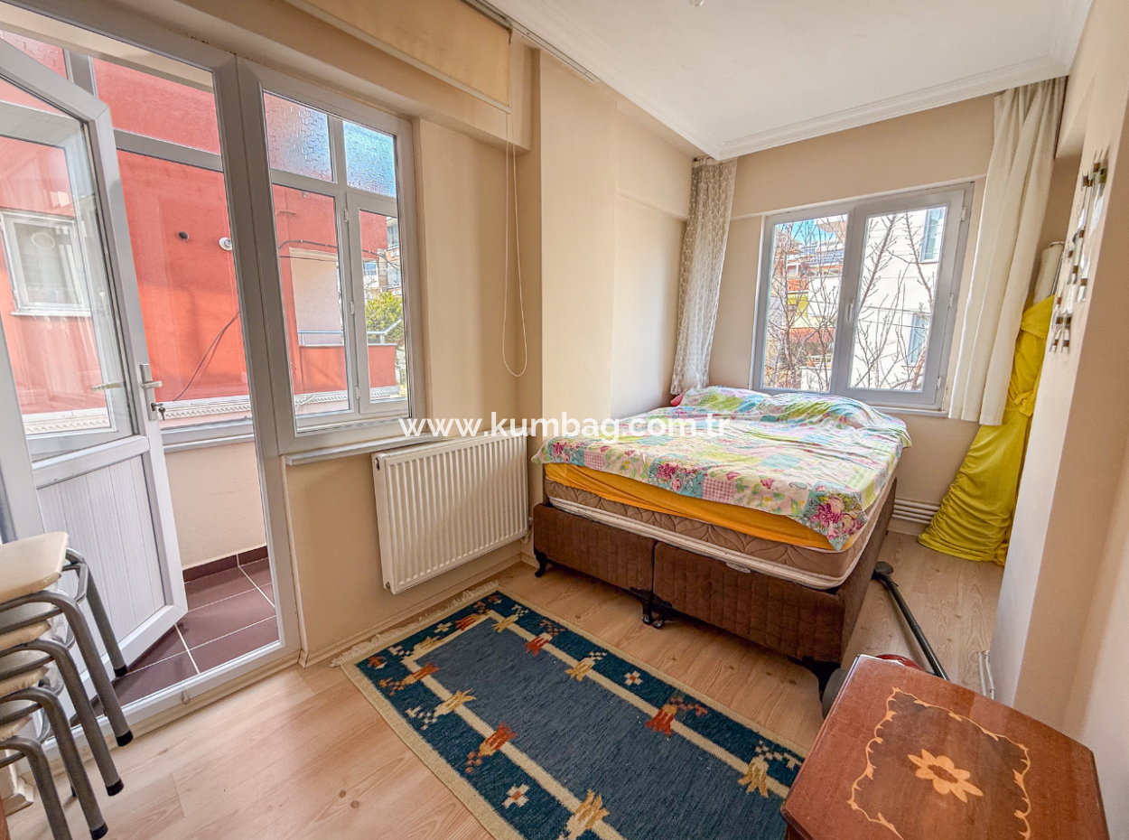 Spacious 2 1 Flat For Sale In A Residential Building On Kumbağ Market Street