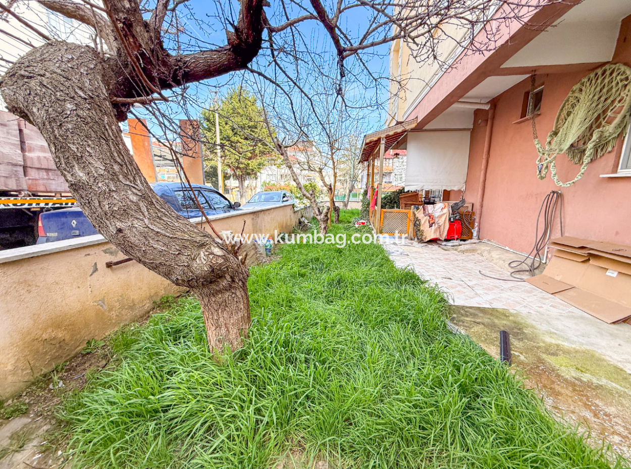 Spacious 2 1 Flat For Sale In A Residential Building On Kumbağ Market Street