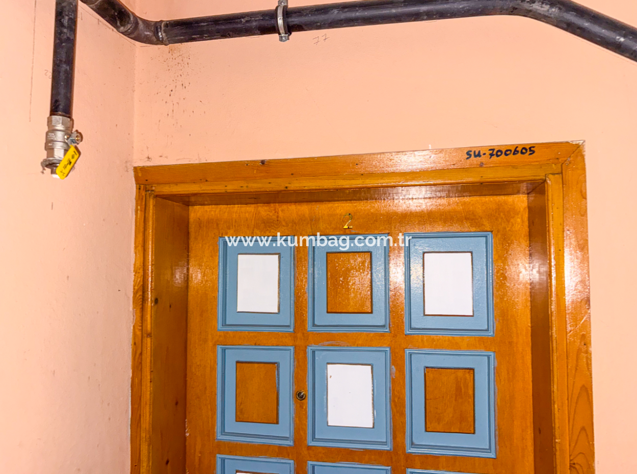 2 1 Flat For Sale In A Residential Building In The Center Of Kumbağ