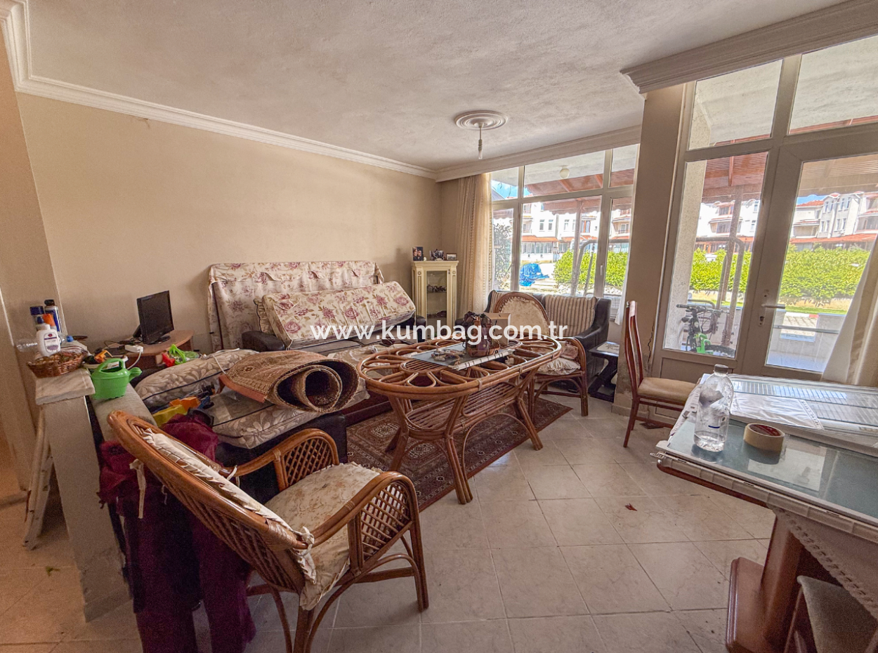 Triplex Villa For Sale In A Site With A 50 Mt Pool To Kumbağ Sea