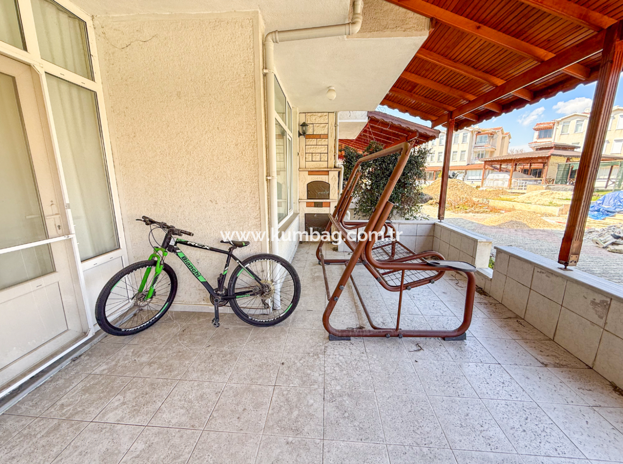 Triplex Villa For Sale In A Site With A 50 Mt Pool To Kumbağ Sea