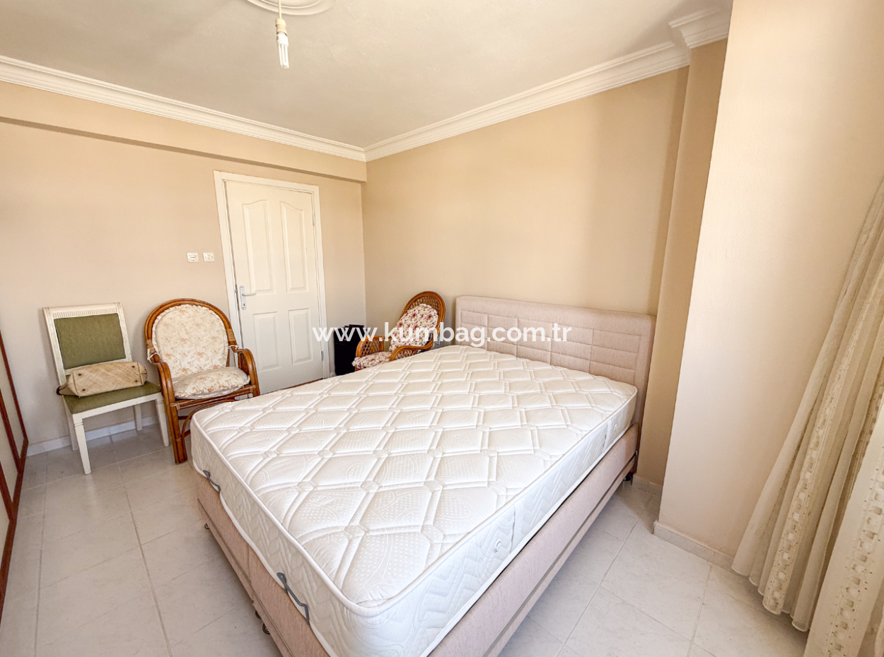 Triplex Villa For Sale In A Site With A 50 Mt Pool To Kumbağ Sea