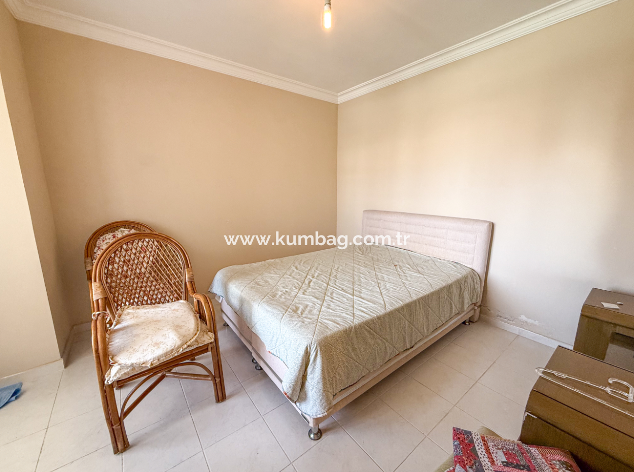 Triplex Villa For Sale In A Site With A 50 Mt Pool To Kumbağ Sea